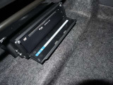 ☆CD,DVDプレーヤーは助手席下についています。