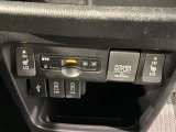 フロント両席にはシートヒーターが付いています!寒い日に便利な装備ですね。