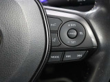 ステアリングホイール右側は安全機能支援コントロールスイッチ