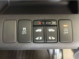 【両側パワースライドドア】両側が電動スライドドアになっております。狭い駐車場でのお子様の乗り降りの時などに安心です!