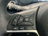 ステアリングスイッチ搭載!ハンドルひとつで手を離さなくても運転中視線をそらさなくても操作が出来て便利です♪
