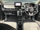 こちらの車両は室内はルームクリーニング済みですよ〜(*^_^*)大変きれいな状態ですので一度見てみてくださいね(^^♪