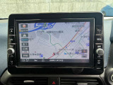 日産純正の視認性の良い大型ディーラーオプションメモリーナビ