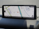 マツダコネクトの10.25インチワイドセンターディスプレイです。『Android Auto』『Apple CarPlay』や独自のコネクテッドサービスに対応したインターフェイスシステムです。