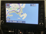 いまや必須装備「ナビゲーション」搭載!知らない場所にスイスイッとドライブ。もう、これなしではハンドルを握れませんね!でも運転中の操作は危険ですのでご注意ですね☆