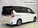 セレナ 1.2 e-POWER ハイウェイスターV 