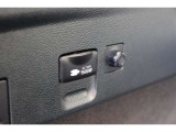 便利な家庭用電源(100Vコンセント)も装備しています。