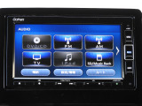 ★ナビ★Bluetooth ハンズフリー通話対応・TV・ラジオ・DVD・CDなど多彩なメディアを選択可能。タッチ操作で簡単に切替でき、快適に視聴・再生を楽しめます。