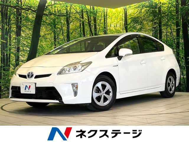 トヨタ プリウス 
