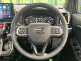 【ステアリングスイッチ】運転中、前方から目線をそらすことなく、オーディオ等の操作が可能な便利機能!安心&快適なドライブを演出してくれます♪