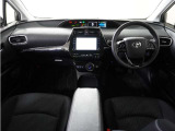 ◆視界広々で非常に運転しやすくロングドライブでも疲れを感じさせないすっきりとまとまったインパネ周りです。