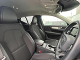 XC40 T4 モメンタム 