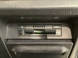 いまや快適なカーライフに欠かせないETCが付いています。