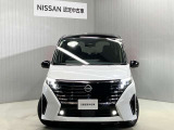 【LEDヘッドランプ&LEDフォグランプ】ハロゲンヘッドランプの約2倍の明るさ!夜の運転も安心です!