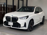 Mモデルの流れを汲むディテールが、静かな中にも力強さを感じさせます。
