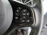 Hondaセンシングの機能のひとつ、アダプティブクルーズコントロール付!アクセルから足を離しても設定したスピードと前車との車間を保ち走行してくれます!車線維持もアシスト☆高速道路で疲労軽減ですね☆
