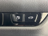 【パワーバックドア】スマートキーや運転席のボタンを押すだけでリアゲートが自動で開閉します!荷物を持っている時や、高い位置にあるバックドアを閉める際に便利な機能です♪