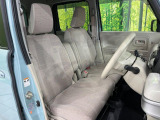 運転席シート廻りは使用感も少なく、良好な状態となっています。丁寧に使われていたことがよくわかりますね。