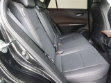 <車内>お友達と一緒に行くお買い物でも、荷室があるので、帰りもゆったり帰れそうですね。お子様と一緒のお出掛けでも役立ちそうです。