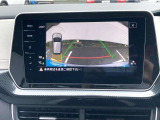 前後パーキングセンサー&リアビューカメラで、車庫入れも安心です。パーキングセンサーは音だけでなくモニターで接近情報を確認出来てより安心です。