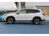 フォレスター 2.0 アドバンス 4WD 元レンタカ- 新品ナビ付