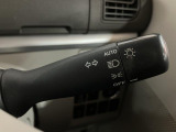 オートライト装備しています★夜道やトンネルなど暗いところでライトを点灯してくれます★