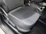禁煙車ですので焦げや臭いなどはございません。気持良くお乗り頂けます。