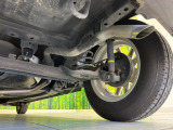 お車を安心してお乗りいただく為には、足回りの定期点検が欠かせません。サービスサポート(有償保証)では無料点検もご提供しており、安心のカーライフをお過ごしいただけるサポート体制が整っています。