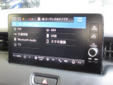 ナビゲーションはホンダコネクトディスプレイを装着しております。AM、FM、Bluetooth、フルセグTVがご使用いただけます。初めて訪れた場所でも道に迷わず安心ですね!