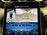 弊社はすべて正規認定中古車です。それは、世の中に存在する数ある中古車の中でも、メルセデス独自の厳しい基準をクリアした高品質な中古車です。
