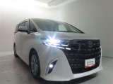 高輝度で点灯速度が速く、しかも消費電力の少ないLEDヘッドライトが装備されています!LEDの明るい光が走行中の視界の確保をサポートして、夜のドライブがより楽しく安全に運転できます♪