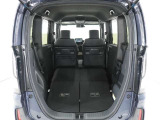 ◆リアシートを使用しない時はこの通り更に広々ラゲッジスペースの出来上がりです、たくさんの荷物が積み込み可能です!