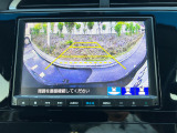 バックでの駐車が苦手な方や運転にあまり自信のない方でも後方の視界をしっかりサポート。安心して車庫入れが出来るバックカメラを装備しています!