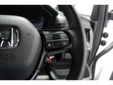 Hondaセンシングの機能のひとつ、アダプティブクルーズコントロール付!アクセルから足を離しても設定したスピードと前車との車間を保ち走行してくれます!車線維持もアシスト☆高速道路で疲労軽減ですね☆