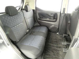 ゆとりある広々とした車内空間は、ドライブを始め買い物やレジャーなど、幅広く活躍します。一人でもみんなとでもお出かけを楽しみましょう!