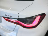 BMWの伝統の丸目4灯ヘッドライトでございます。LEDライトで視認性もよく明るく安全性の向上につながります。
