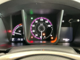車が大好きなスタッフが心をこめて接客いたします。お客様一人一人のお車に対する思いや気持ちをうかがい、充実した時間が過ごせるよう努めます。