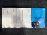 スマートキーは鍵をバッグに入れたままでもドアロックの開閉やエンジンのON・OFFができます。夜間や雨の日も鍵を探さなくて良いので便利です。