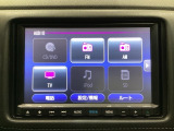 ナビゲーションはフルセグTV対応のGathers純正メモリーナビを搭載しています。Bluetoothオーディオ機能がありますので、スマートフォンなどの音楽も再生できます。