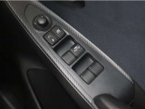 【電動格納ドアミラー】スイッチ操作で簡単にミラーの開閉を行うことが出来ます。