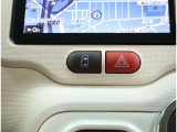 電動のスライドドアで楽々スムース!運転席からも開閉の操作もできます♪キーのスイッチひとつで自動開閉できる便利な機能もついてます♪