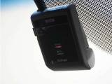 ◆ドライブレコーダー◆映像・音声などを記録する自動車用の装置です。 もしもの事故の際の記録はもちろん、旅行の際の思い出としてドライブの映像を楽しむことができます。