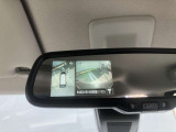 ◆アラウンドビューモニター◆4つのカメラで真上からクルマを見たようにモニターで確認ができる日産自慢の装備です!周囲の安全確認、障害物も目視で確認できるので駐車のしやすさだけでなく事故防止になります!