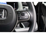 Hondaセンシングの機能のひとつ、アダプティブクルーズコントロール付!アクセルから足を離しても設定したスピードと前車との車間を保ち走行してくれます!車線維持もアシスト☆高速道路で疲労軽減ですね☆