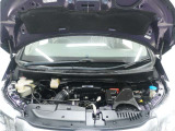 ◆エンジンルーム◆車の心臓部分のエンジンルームが汚いとトラブルの基になります。当店は専用の液剤を使って徹底的に綺麗にします。