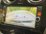【バックカメラ】駐車時に後方がリアルタイム映像で確認できます。大型商業施設や立体駐車場での駐車時や、夜間のバック時に大活躍!運転スキルに関わらず、今や必須となった装備のひとつです!