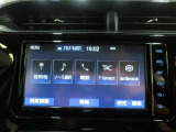 嬉しい装備です♪フルセグTV・DVD再生・Bluetoothオーディオに対応しています!!