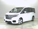 ホンダカーズ東京中央US府中南店へようこそ。 当社下取りのお墨付き車両。人気車両で充実装備の一台。また当社にて点検、車検とメンテナンスしていた車です。整備履歴が分かるのは安心ですね。