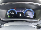 すっきりと見やすいメーターで運転も楽々☆