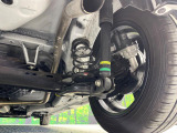 お車を安心してお乗りいただく為には、足回りの定期点検が欠かせません。サービスサポート(有償保証)では無料点検もご提供しており、安心のカーライフをお過ごしいただけるサポート体制が整っています。